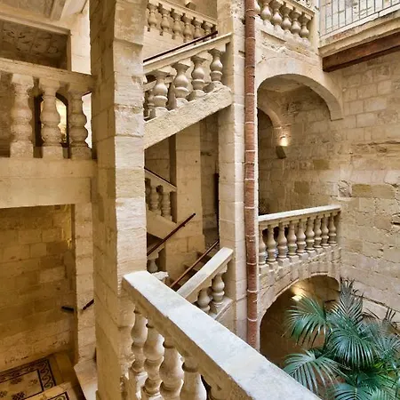 Palazzo Rose Of Rhodes By Vallettastay