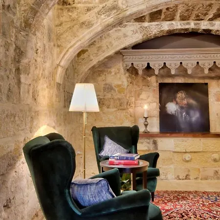 Palazzo Rose Of Rhodes By Vallettastay בית נופש *