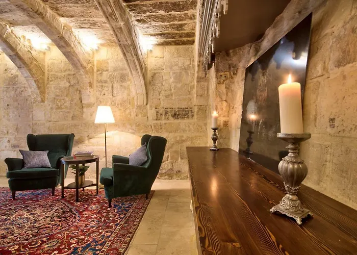 בית נופש Palazzo Rose Of Rhodes By Vallettastay